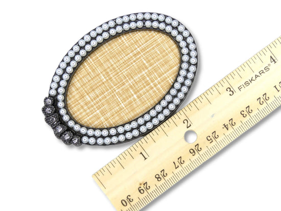 Load image into Gallery viewer, Nail Art Display Plate - Small Pearls, Black Oval - My Little Nail Art Shop
