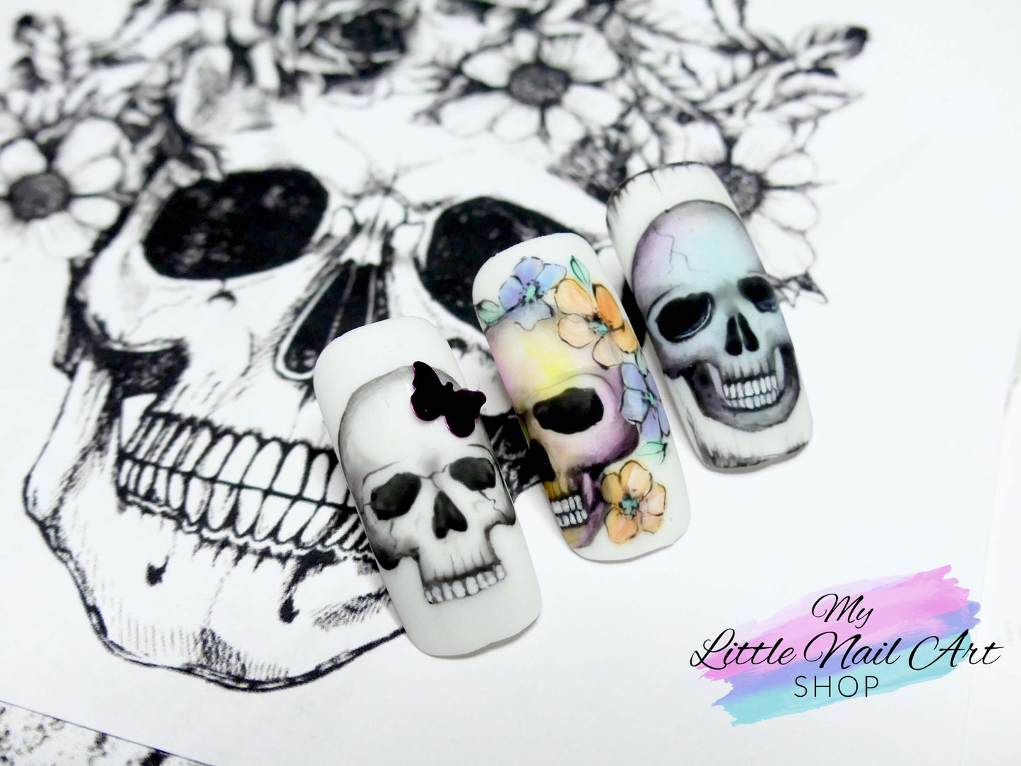 Load image into Gallery viewer, Skulls - Gel Painting - My Little Nail Art Shop
